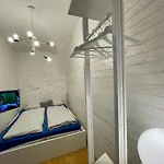 Centrum - Moderny Komfortny Apartman *