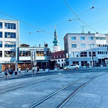 Centrum - Moderny Komfortny Apartman