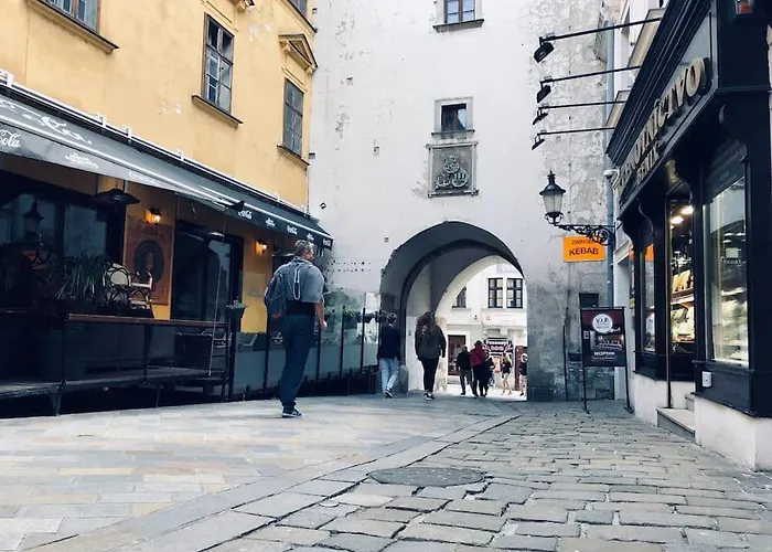 Apartament Centrum - Moderny Komfortny Bratislava